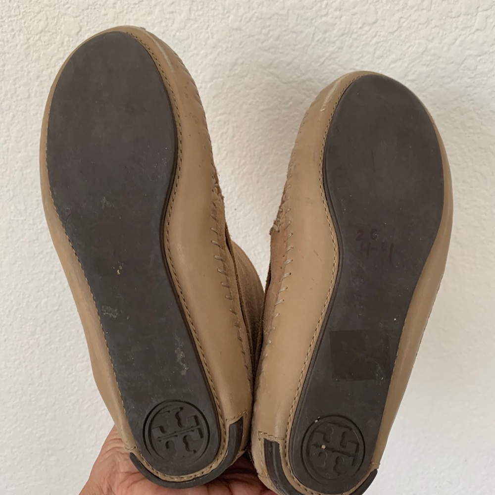 Tory Burch suede mocassin booties size 7. - Picture 10 of 14